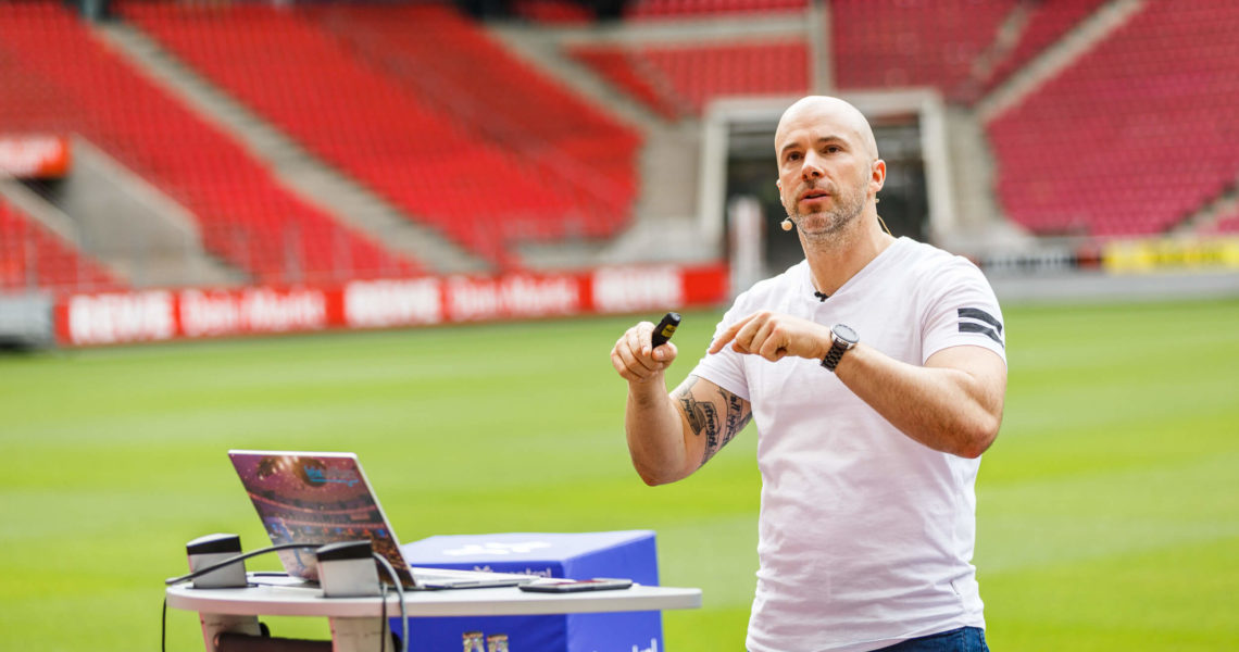 Keynote Vortrag im Fußball-Stadion